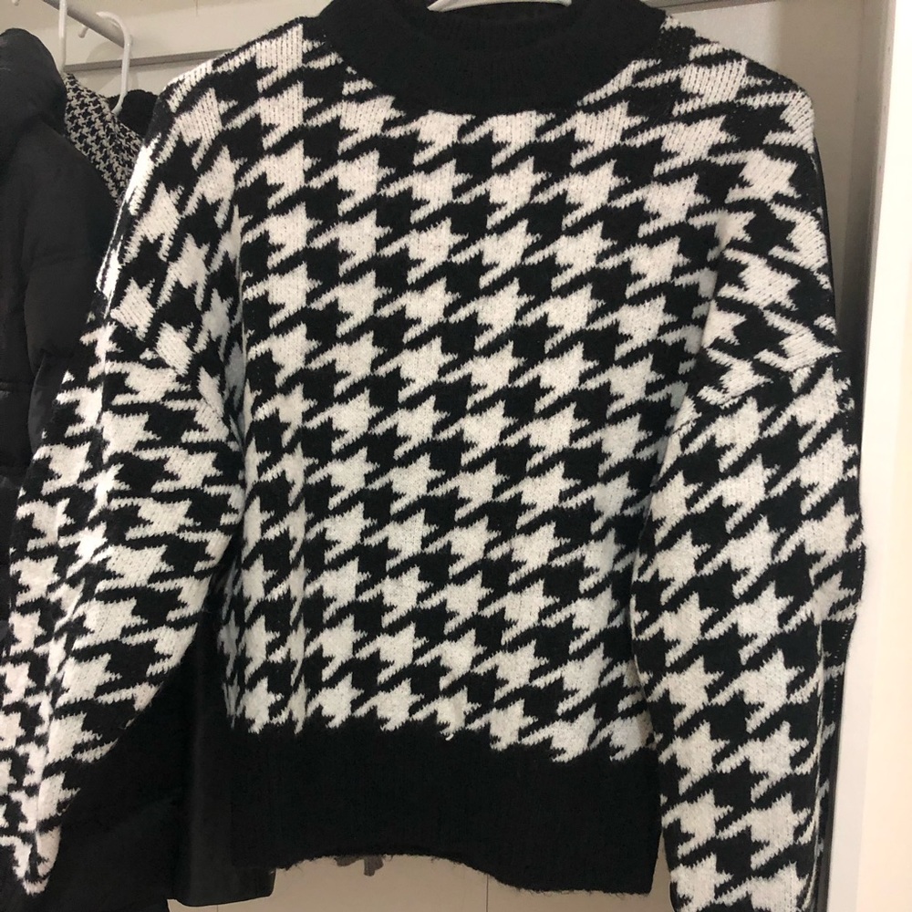 H&M sweater